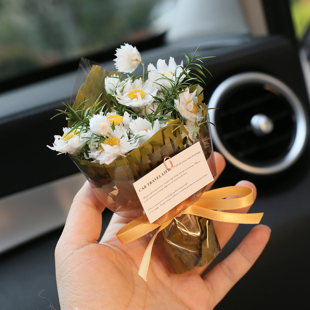 Forever in Bloom - Mini Vent Flower Bouquet Car Decor