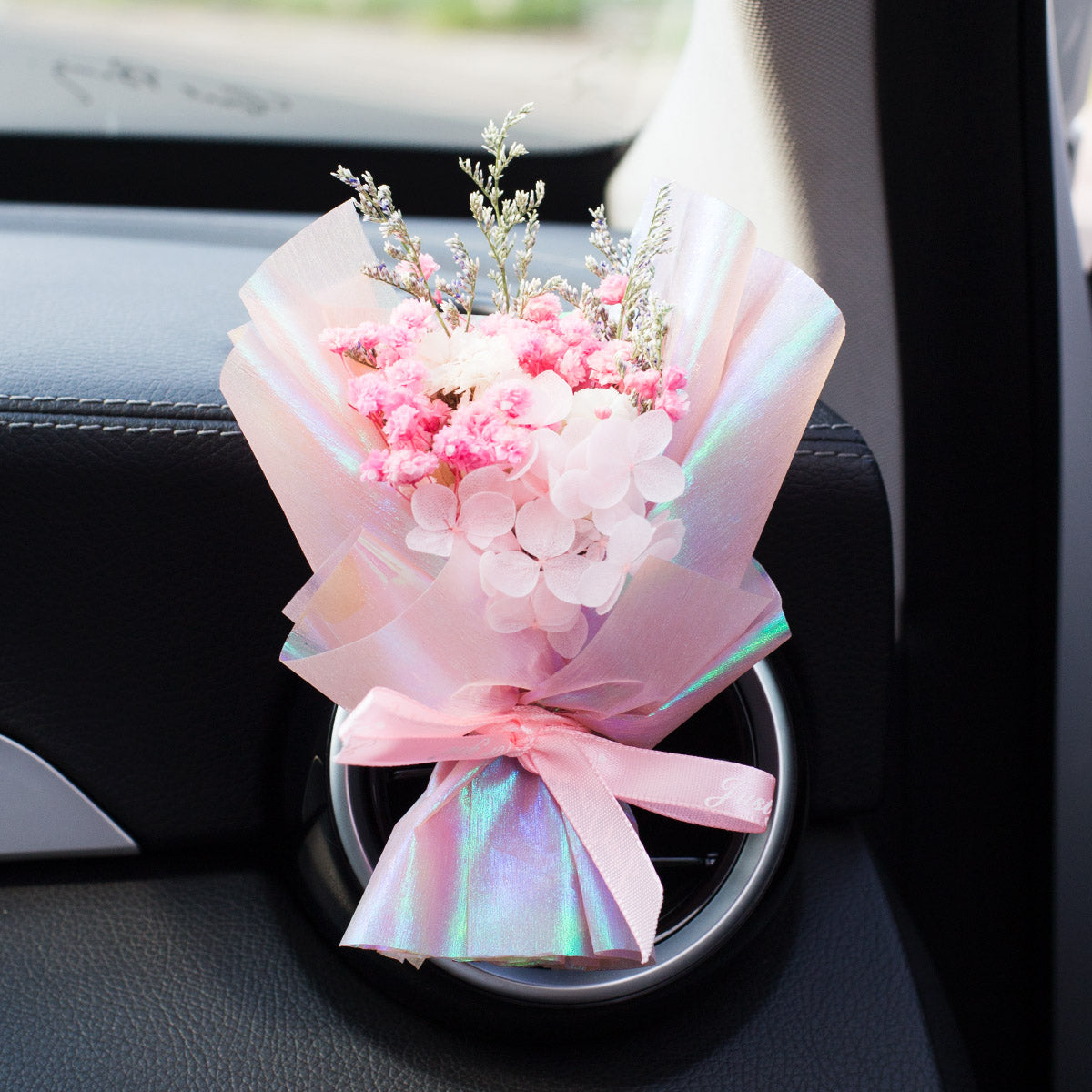Forever in Bloom - Mini Vent Flower Bouquet Car Decor