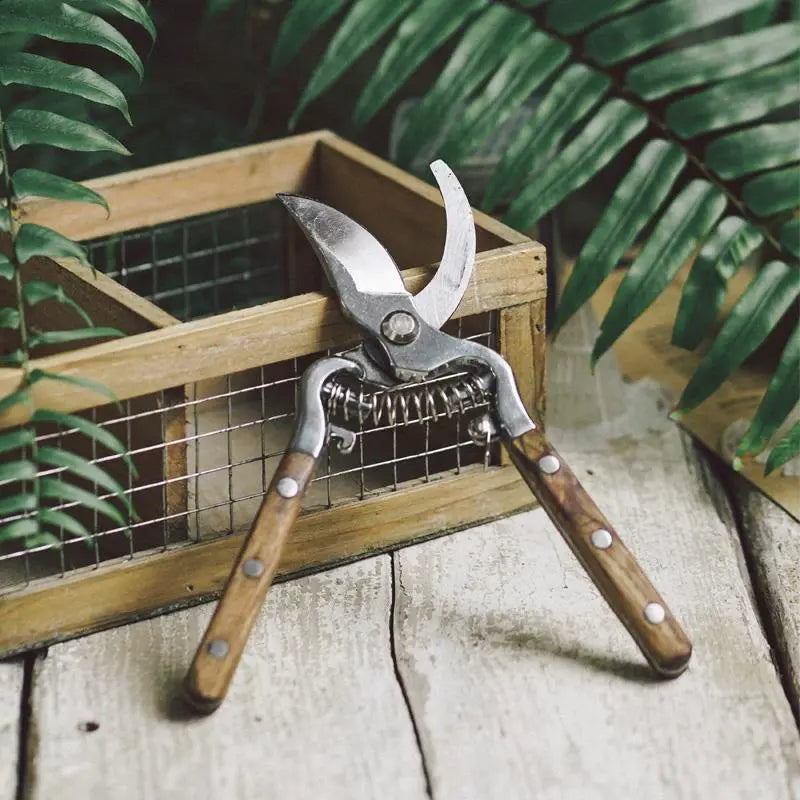 🌿✂️ The ArborMaster Pro - Precision Gardening Redefined! ✂️🌿