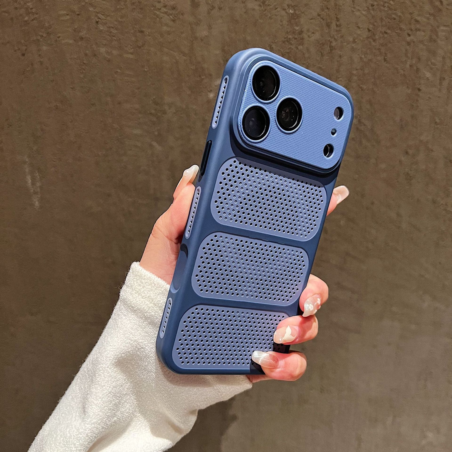 Breathable Honeycomb Vent MagSafe iPhone Case