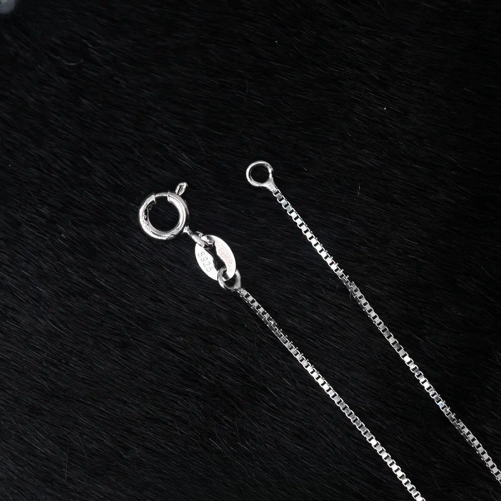 ✨🕊️ BLESSED BRILLIANCE - Moissanite Cross Necklace for Everyday Grace 🕊️✨