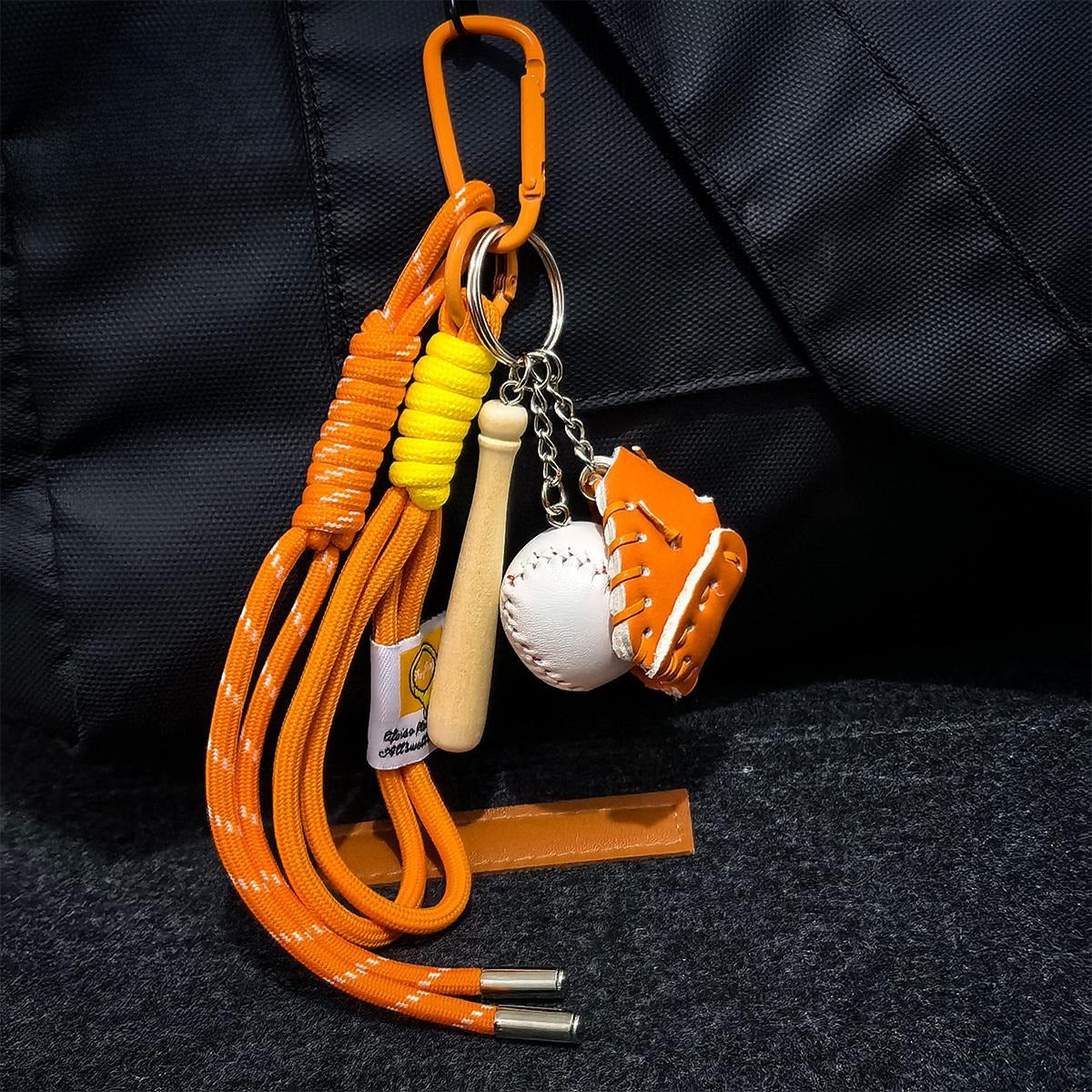 ⚾️🔥 Step Up to the Plate! The Ultimate Baseball Lover's Keychain Set 🔥⚾️