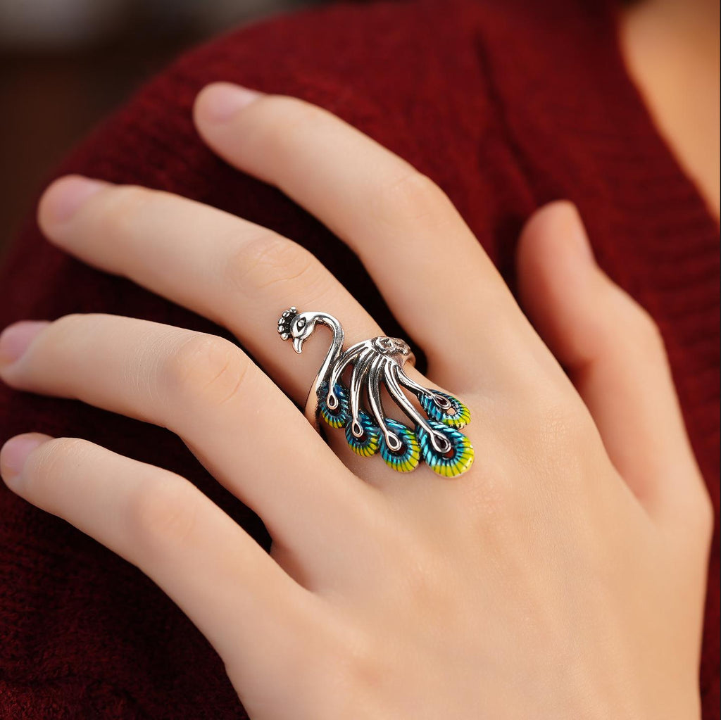 Crown Your Elegance – 3D Peacock Ring for the Unapologetically Bold