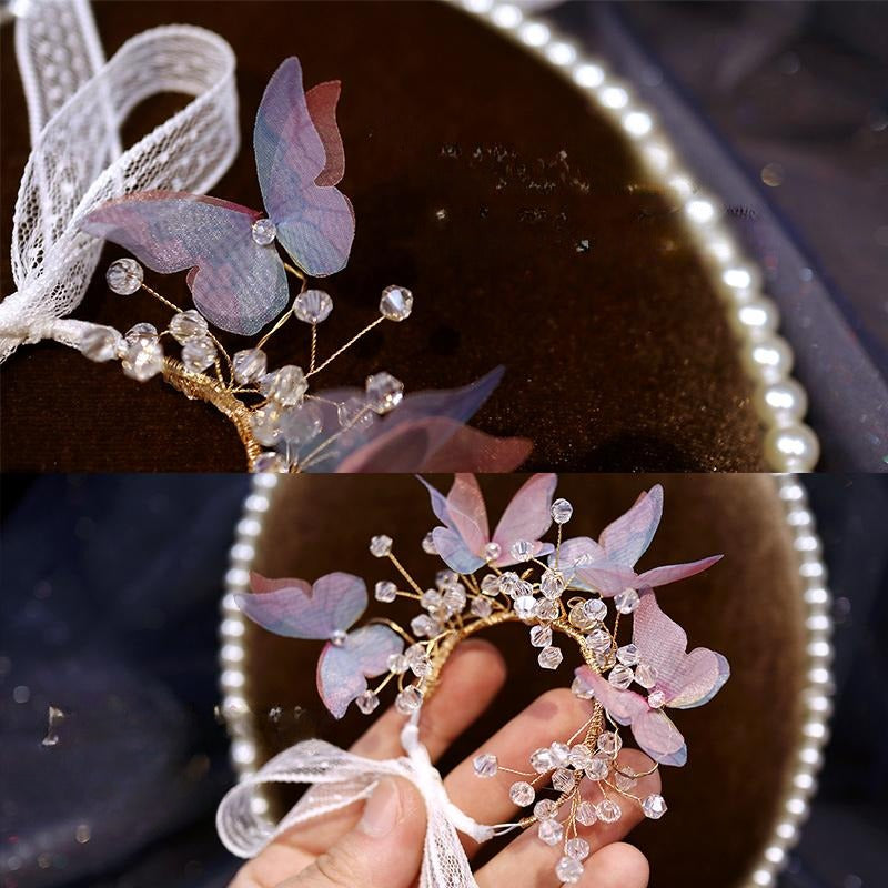 🦋✨ The Ethereal Butterfly Wristlet - Where Elegance Takes Flight! ✨🦋